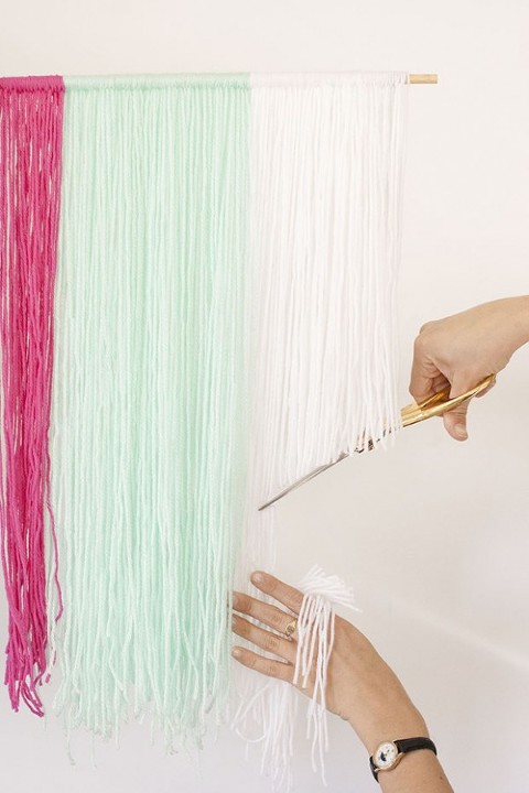 DIY Yarn Wall Hangings - Dream Green DIY