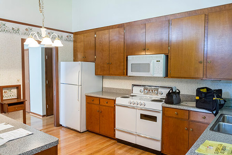 DIY White Subway Tile Backsplash | dreamgreendiy.com + @builddirect