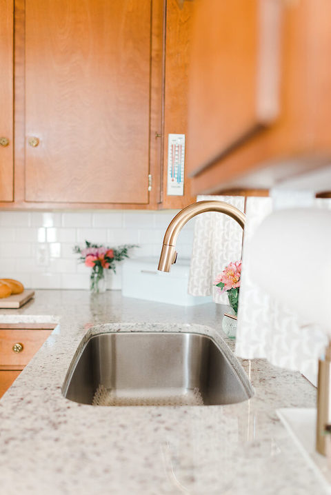 White Subway Tile Backsplash | dreamgreendiy.com