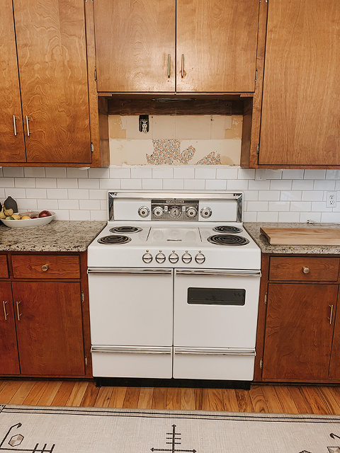 Swapping A Microwave For A Range Hood - Dream Green DIY